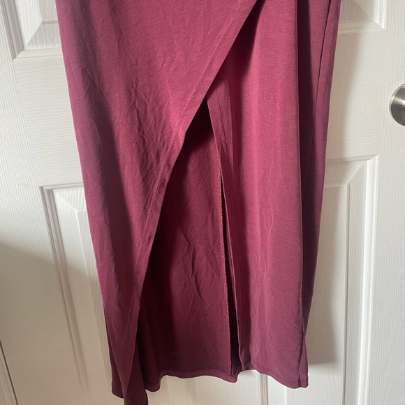 Lulus Take Me Out Washed Plum One-Shoulder Maxi Dress 0361 - Picture 2 of 6